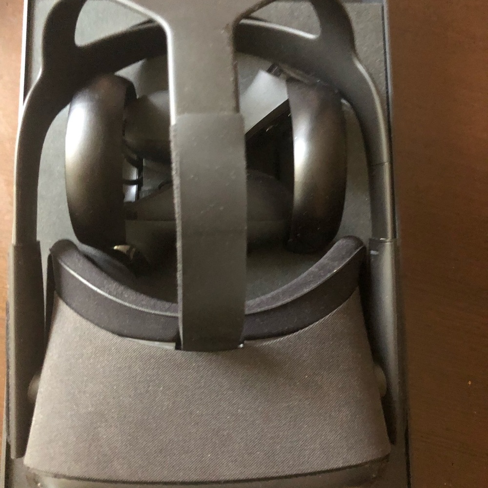 Oculus VR wireless with eight games